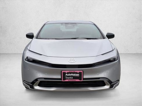 New 2026 Toyota Prius Plug-In Hybrid FWD image 6