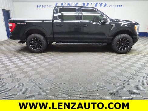 Used 2021 Ford F150 Lariat image 2