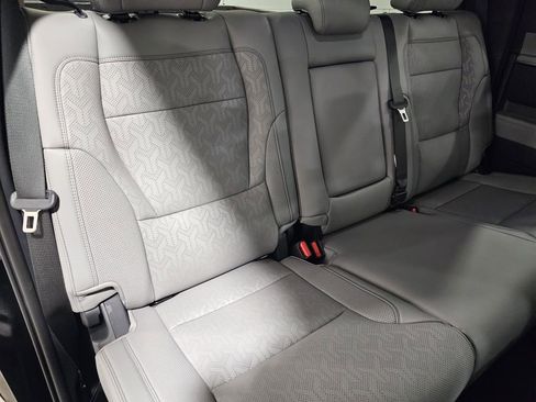 Used 2025 Toyota Tundra Limited AWD/4WD image 19