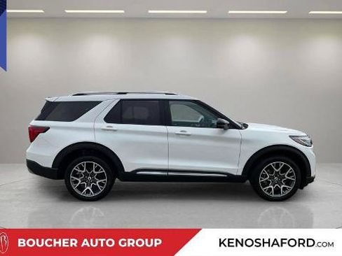 Certified 2025 Ford Explorer Platinum w/ Ultimate Package AWD/4WD image 4