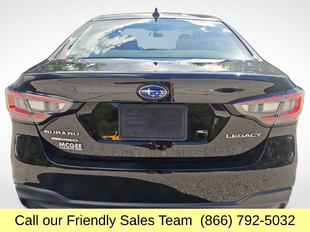 Used 2022 Subaru Legacy Premium AWD/4WD image 5