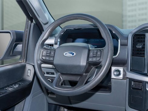 Used 2022 Ford F150 Lightning Pro image 20