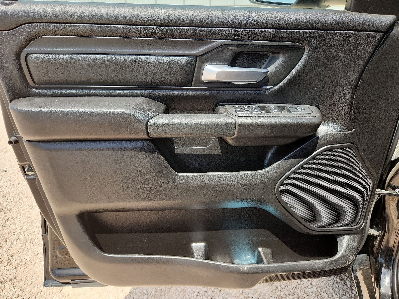 Used 2025 RAM 1500 Warlock AWD/4WD image 12