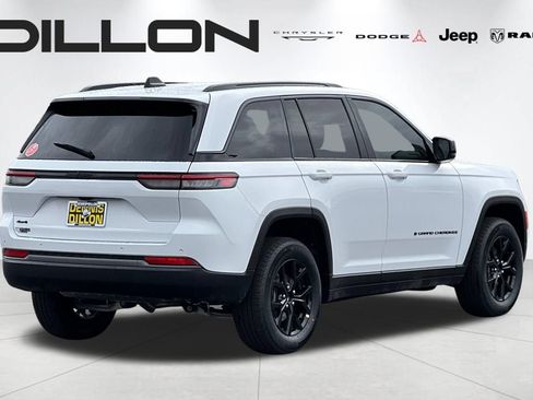 New 2026 Jeep Grand Cherokee Altitude AWD/4WD image 3