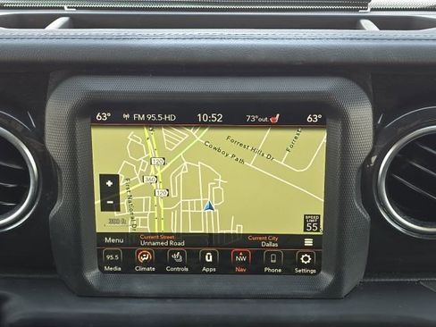 Used 2023 Jeep Wrangler Altitude image 32