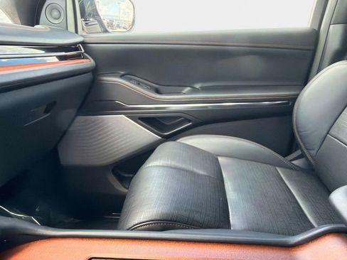 Used 2025 Lincoln Navigator L Black Label AWD/4WD image 22