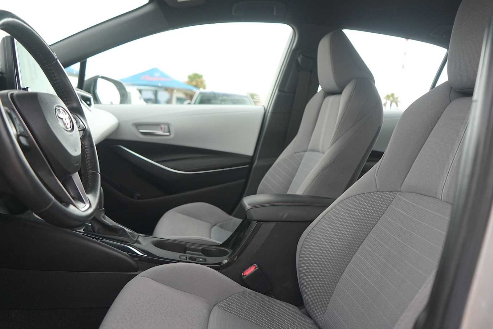 Used 2024 Toyota Corolla SE FWD image 11