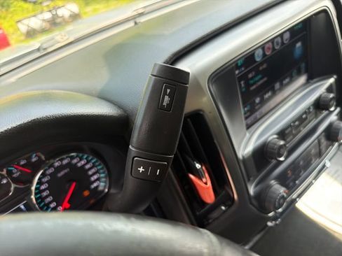 Used 2018 Chevrolet Silverado 2500 LT AWD/4WD image 25