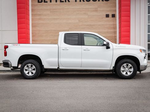 Used 2022 Chevrolet Silverado 1500 LT w/ Protection Package image 2