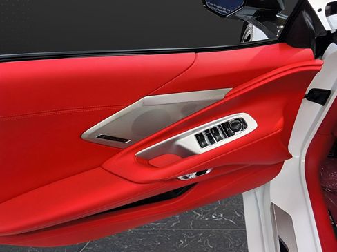 Used 2026 Chevrolet Corvette Stingray Premium Conv w/ Z51 Performance Package image 15