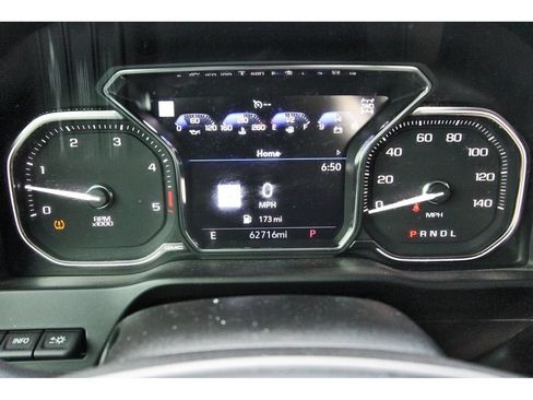 Used 2021 GMC Sierra 2500 AT4 w/ AT4 Premium Plus Package AWD/4WD image 16