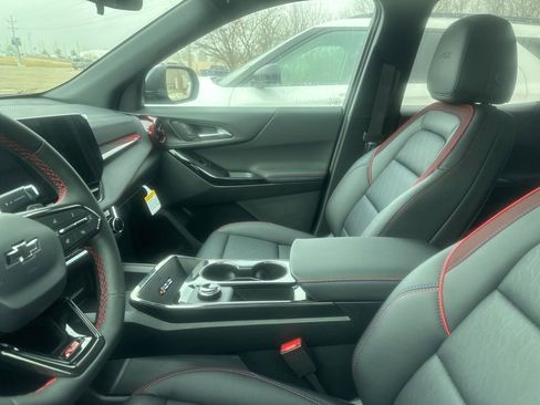 New 2026 Chevrolet Equinox RS image 5