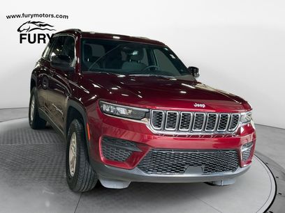 Used 2025 Jeep Grand Cherokee Laredo w/ Luxury Tech Group I