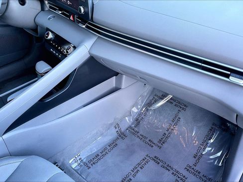 Used 2021 Hyundai Elantra SEL w/ Cargo Package image 19