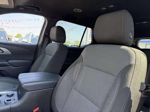 Used 2023 Chevrolet Traverse LT w/ LPO, Floor Liner Package AWD/4WD image 13