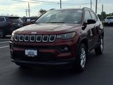 Used 2022 Jeep Compass Latitude w/ Convenience Group image 2