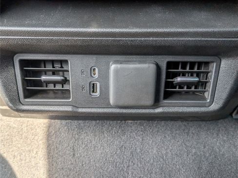 Used 2023 GMC Sierra 1500 Elevation image 16