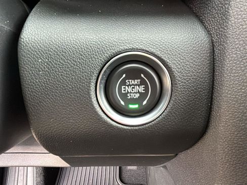 New 2026 GMC Acadia Elevation image 13