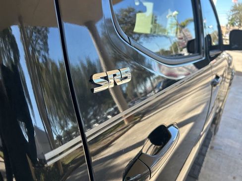 Used 2017 Toyota Tacoma 2WD Double Cab image 20