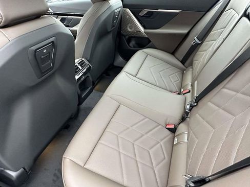 New 2026 BMW 530i xDrive w/ M Sport Package image 8