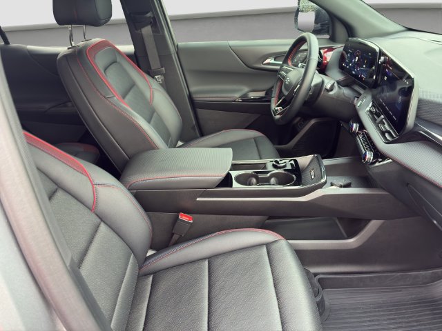 Used 2026 Chevrolet Equinox RS w/ Convenience Package III AWD/4WD image 9