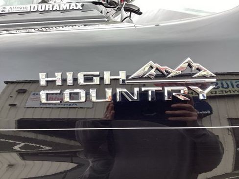 Used 2024 Chevrolet Silverado 2500 High Country AWD/4WD image 42
