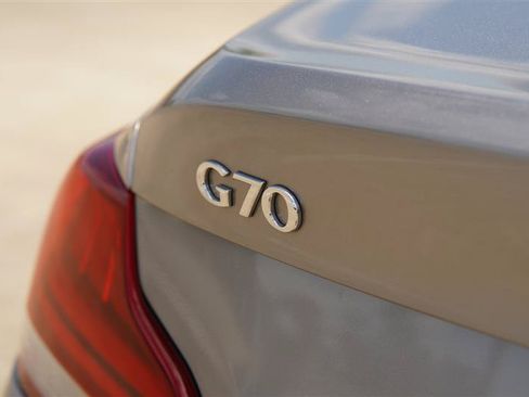 Used 2020 Genesis G70 3.3T w/ Elite Package RWD image 37