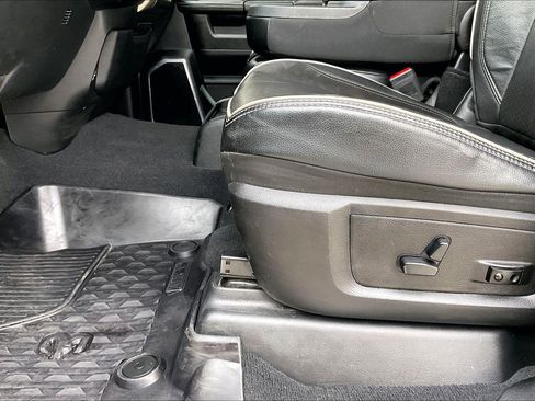 Used 2019 RAM 2500 Laramie image 18