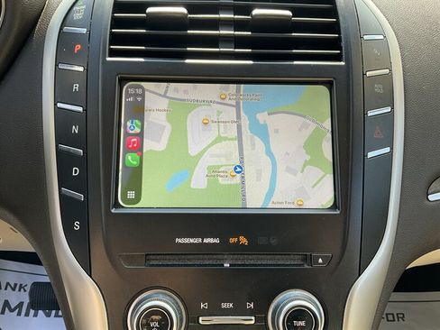 Used 2019 Lincoln MKC Reserve FWD image 22