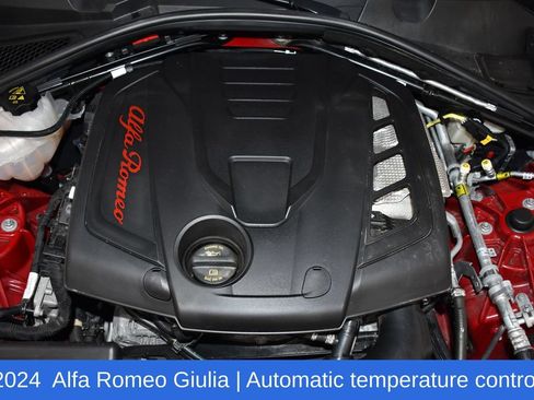 Used 2024 Alfa Romeo Giulia Sprint AWD/4WD image 7