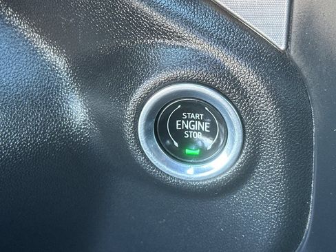 Used 2020 GMC Sierra 3500 SLE image 23