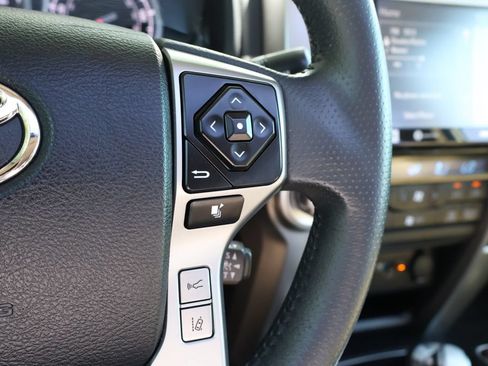 Used 2022 Toyota 4Runner Limited AWD/4WD image 30