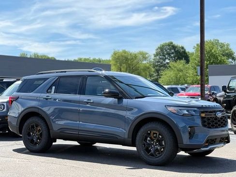 New 2026 Ford Explorer Tremor w/ Tremor Convenience Package AWD/4WD image 38