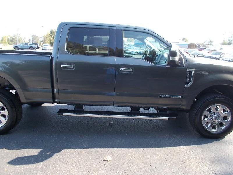 Used 2017 Ford F250 Lariat w/ Chrome Package AWD/4WD image 12