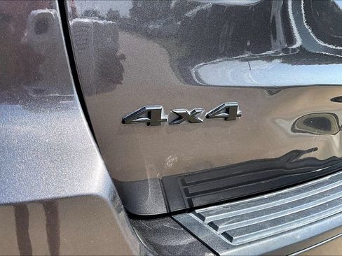 Used 2021 Jeep Grand Cherokee Laredo X AWD/4WD image 8