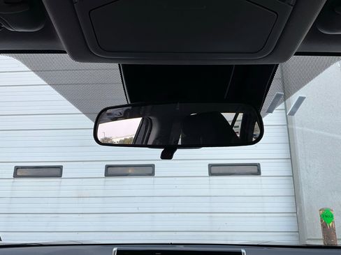 Used 2025 Toyota RAV4 XLE image 18