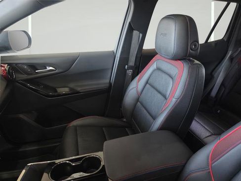 Used 2025 Chevrolet Equinox RS w/ Safety and Technology Package AWD/4WD image 21