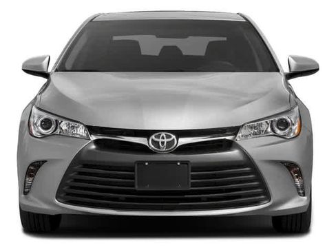 Used 2016 Toyota Camry LE FWD image 5
