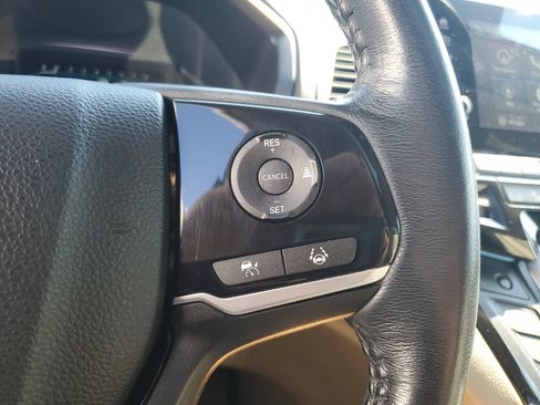 Used 2021 Honda Odyssey Touring image 22
