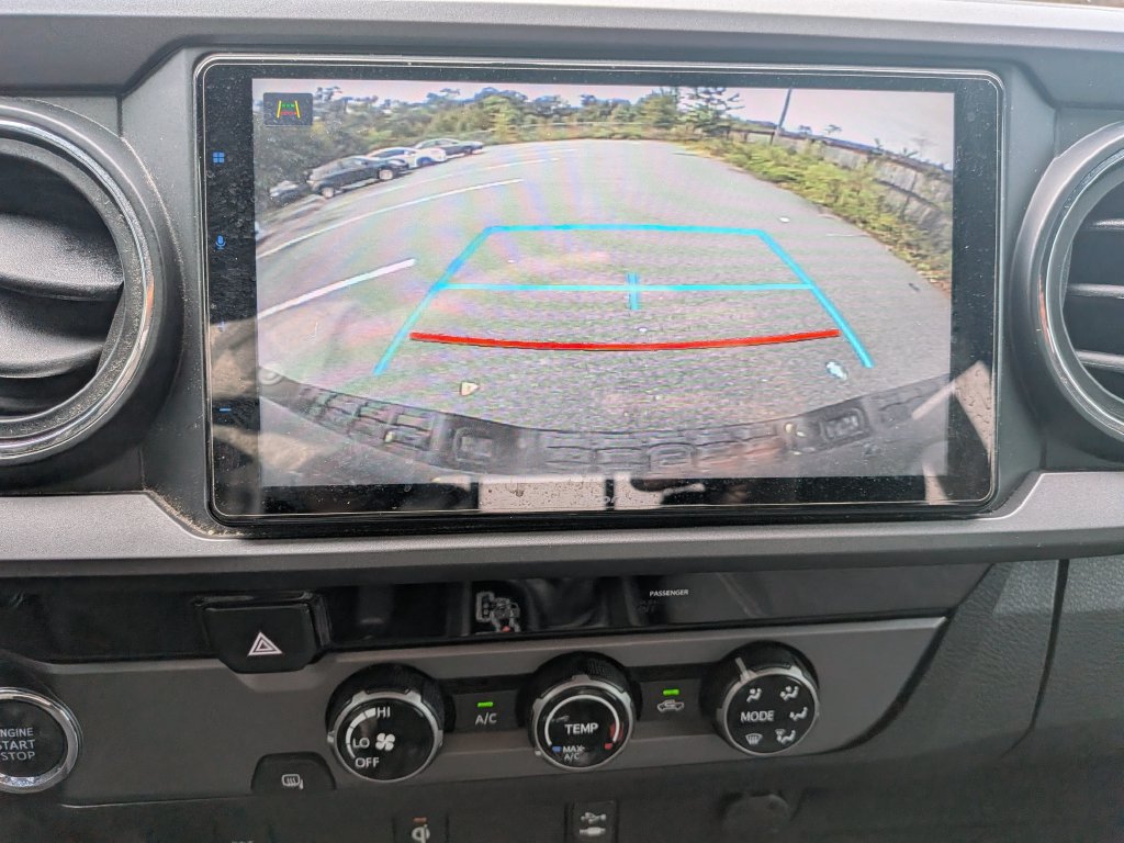 Used 2016 Toyota Tacoma TRD Sport w/ Towing Package RWD image 19