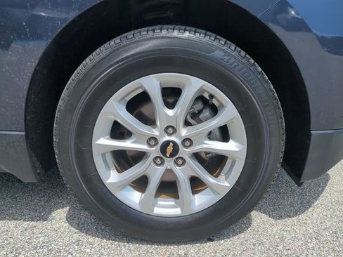 Used 2018 Chevrolet Equinox LT w/ Sun & Infotainment Package FWD image 11