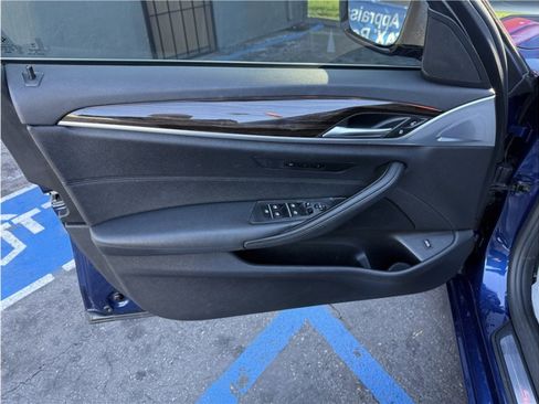 Used 2017 BMW 530i image 17