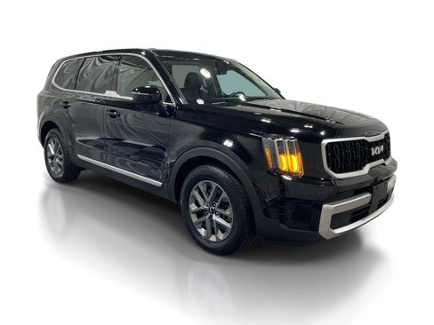 Used 2024 Kia Telluride LX AWD/4WD image 5