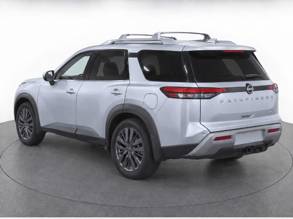 Certified 2023 Nissan Pathfinder SL w/ SL Premium Package FWD image 3