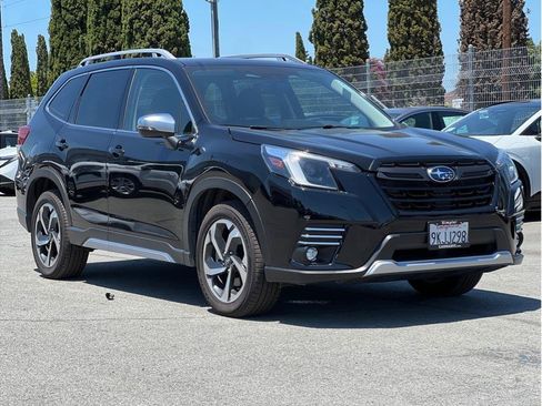 Used 2024 Subaru Forester Touring w/ Pop Package 2 AWD/4WD image 3