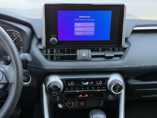 Used 2025 Toyota RAV4 XLE w/ Convenience Package FWD image 16