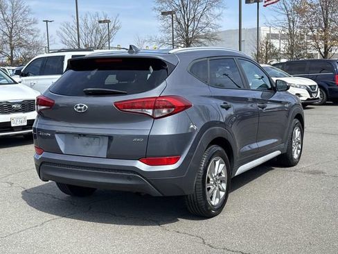 Used 2018 Hyundai Tucson SEL image 2