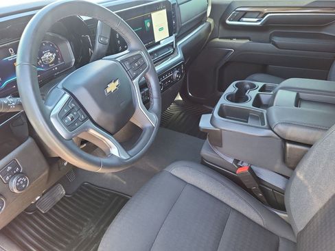 Used 2024 Chevrolet Silverado 2500 LT w/ Convenience Package AWD/4WD image 16