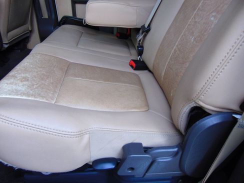 Used 2011 Ford F250 Lariat w/ Lariat Ultimate Pkg image 11