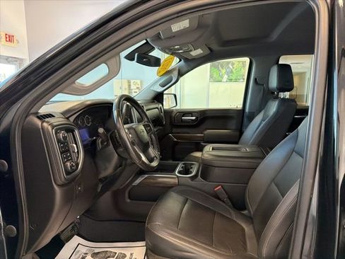 Used 2021 Chevrolet Silverado 1500 LT Trail Boss w/ Convenience Package II image 12